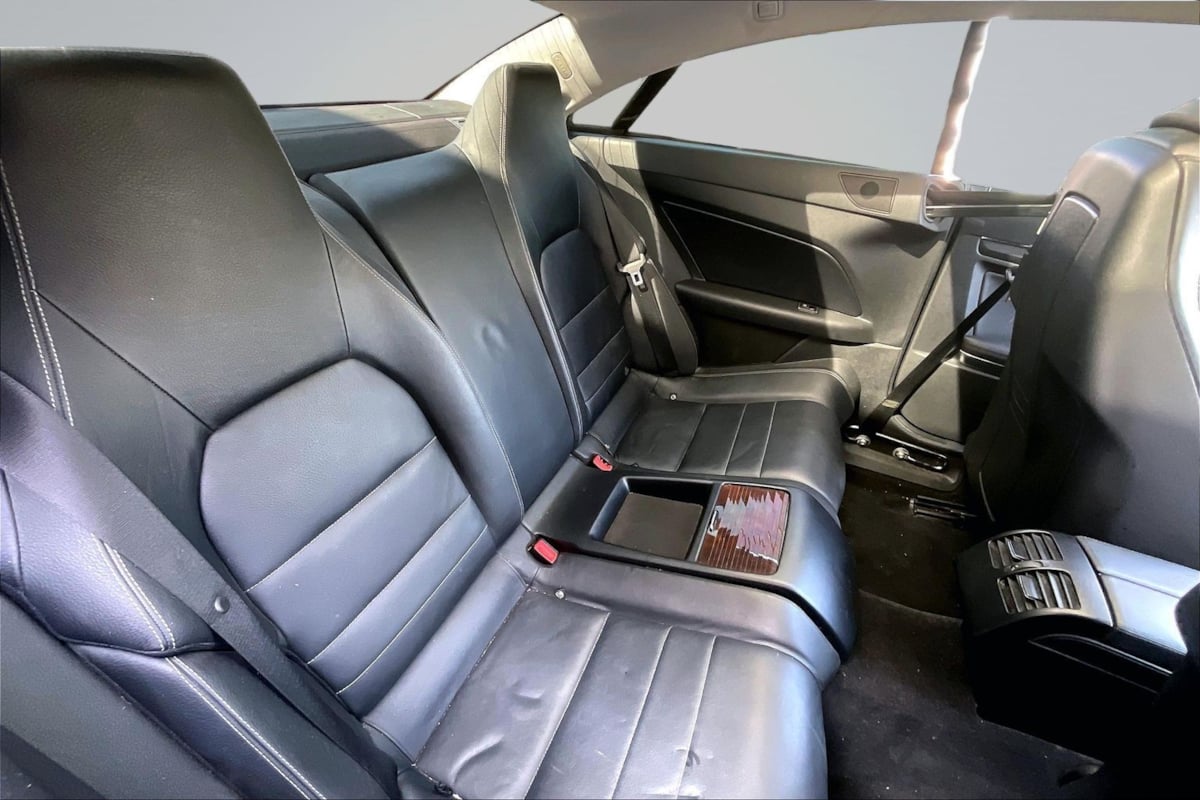 Mercedes-Benz E 550 photo 27