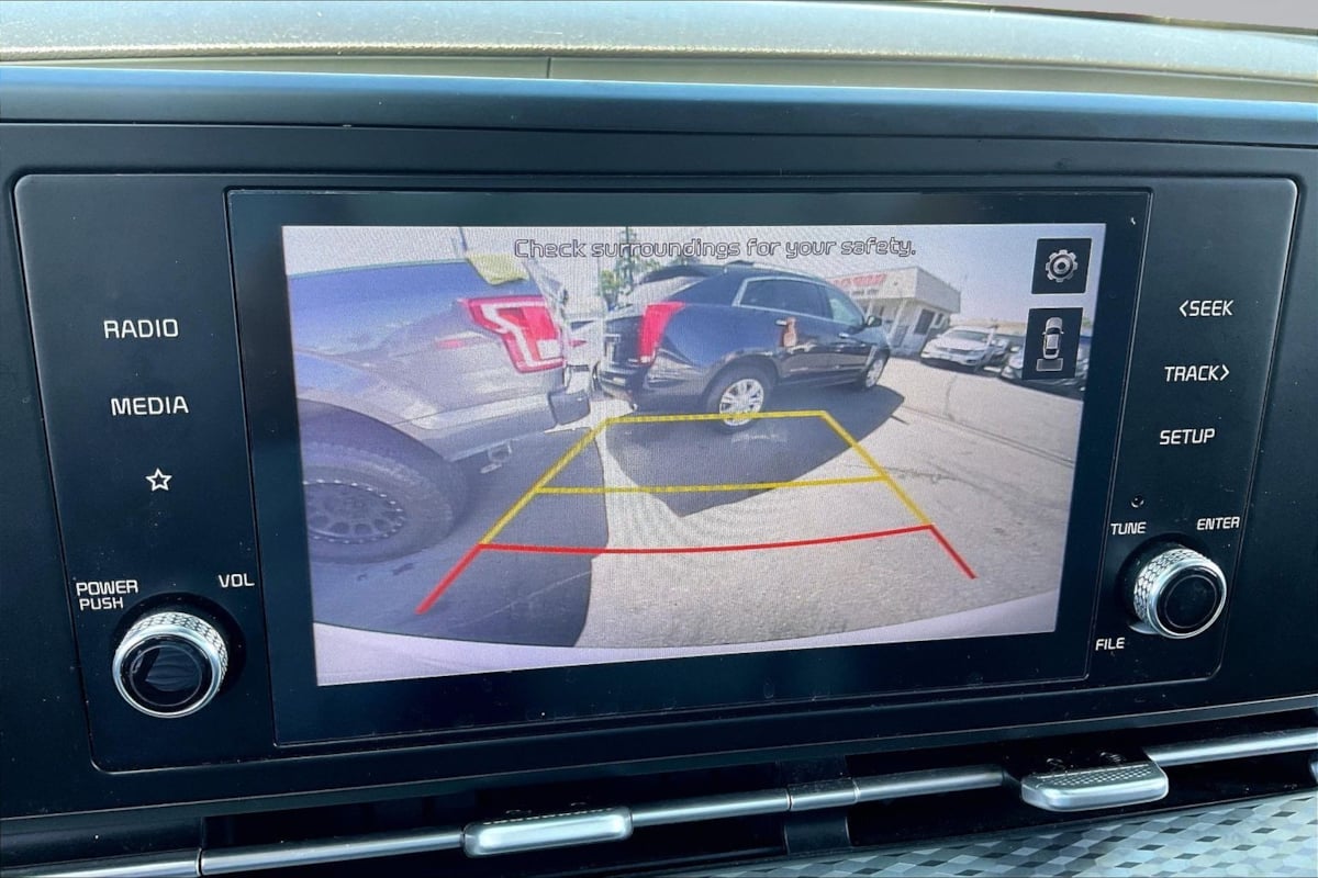 Kia Carnival photo 21