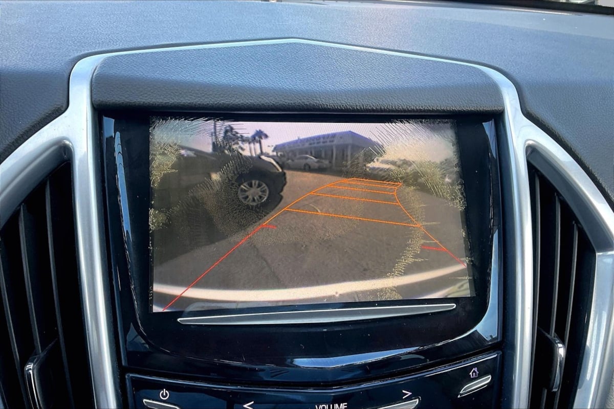 Cadillac SRX photo 21