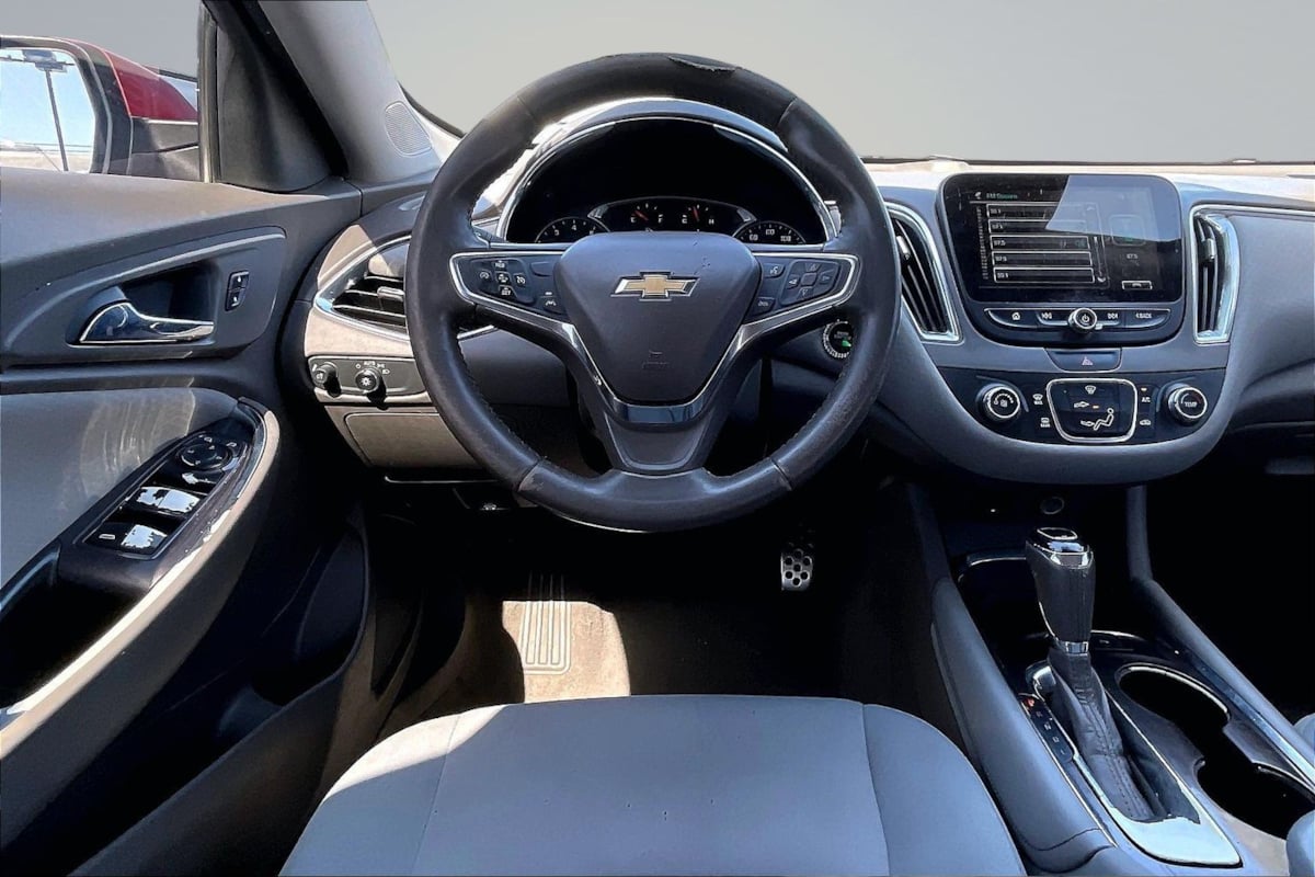 Chevrolet Malibu photo 5