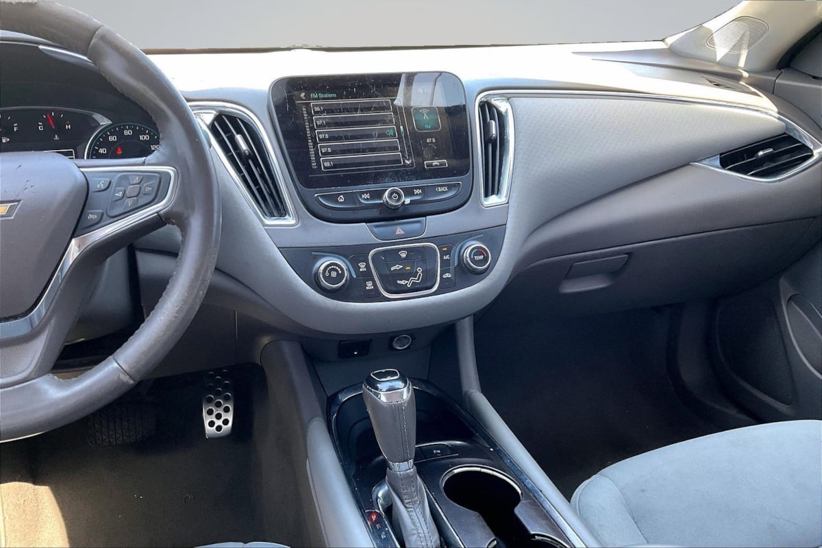 Chevrolet Malibu photo 6