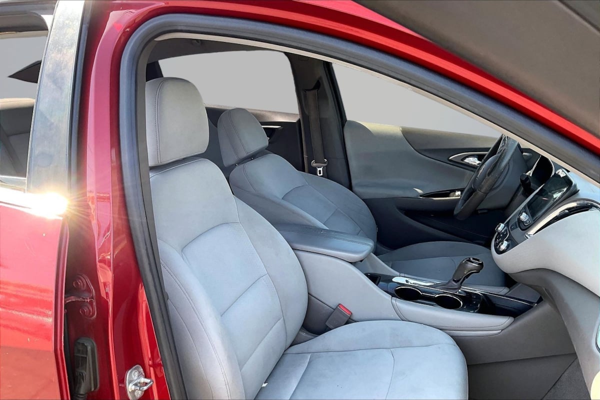 Chevrolet Malibu photo 7