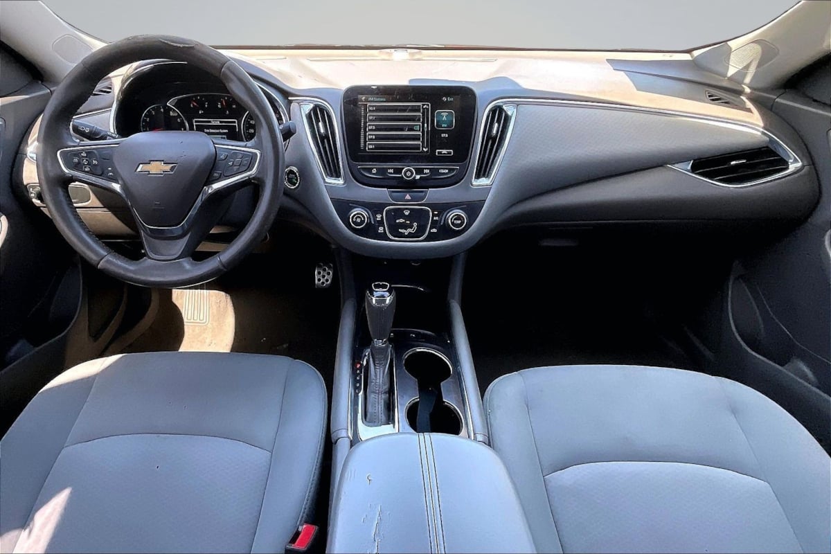 Chevrolet Malibu photo 16
