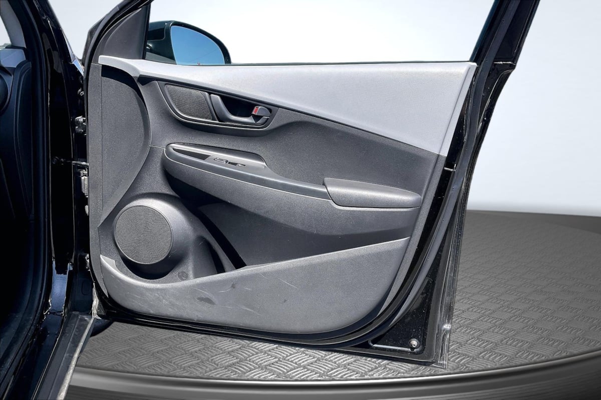 Hyundai Kona photo 24