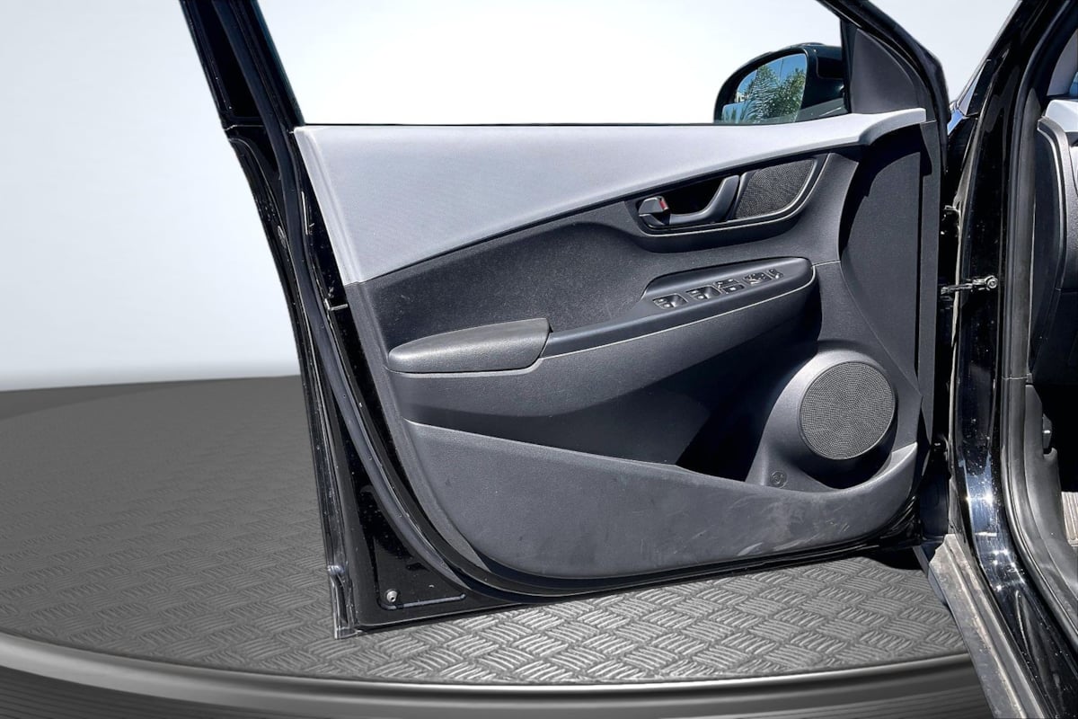 Hyundai Kona photo 23