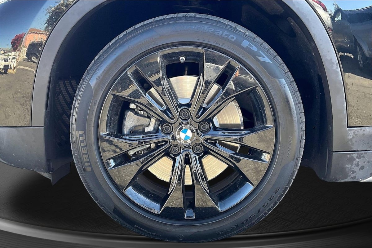 BMW X1 photo 9