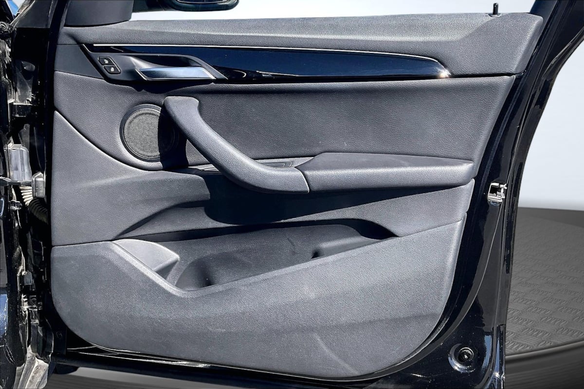 BMW X1 photo 24