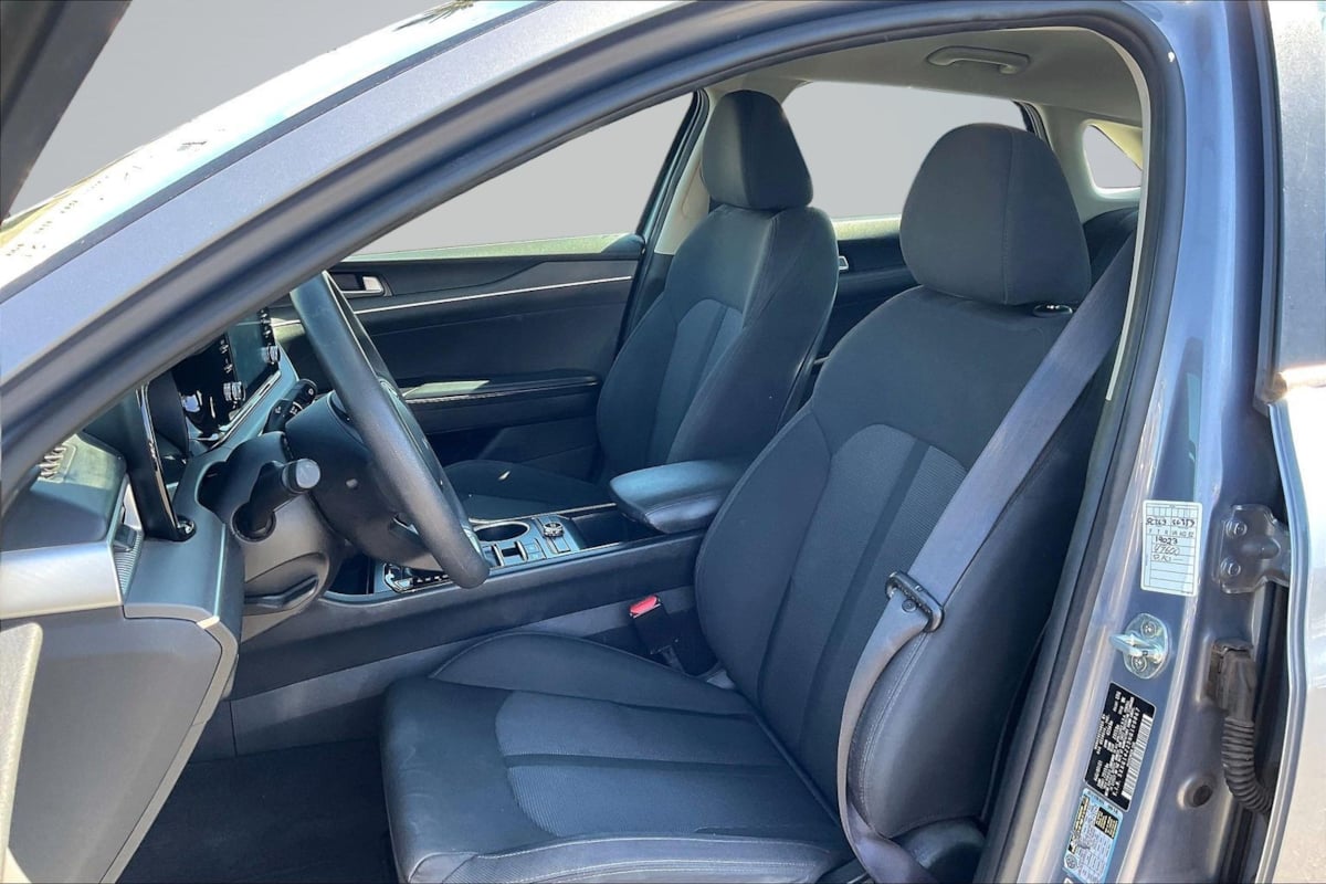 Kia K5 photo 25