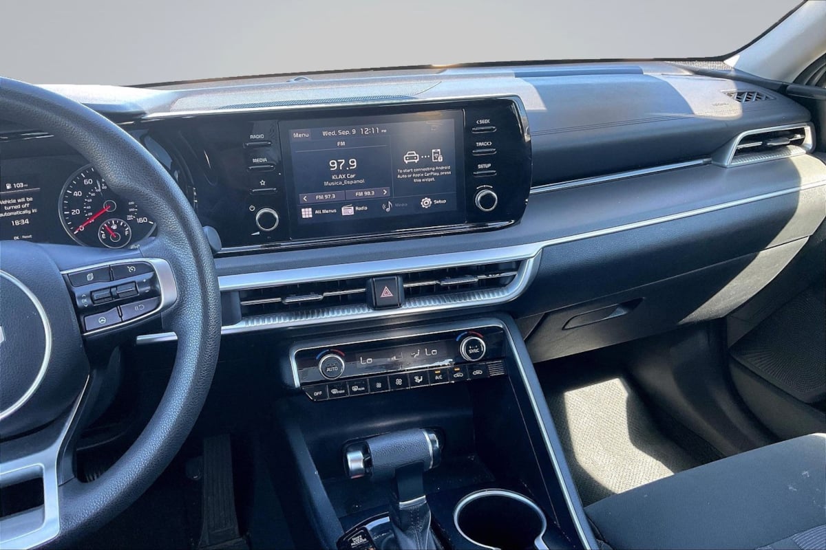Kia K5 photo 6