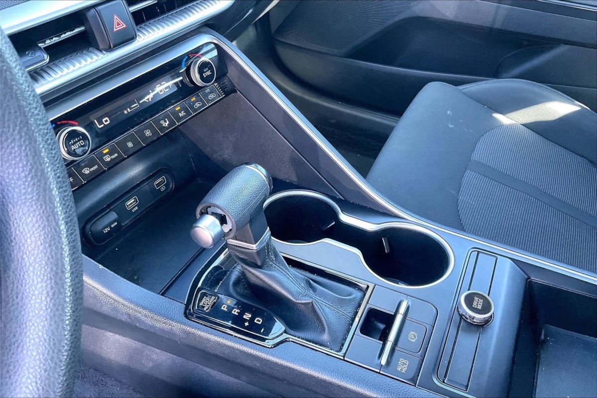 Kia K5 photo 15