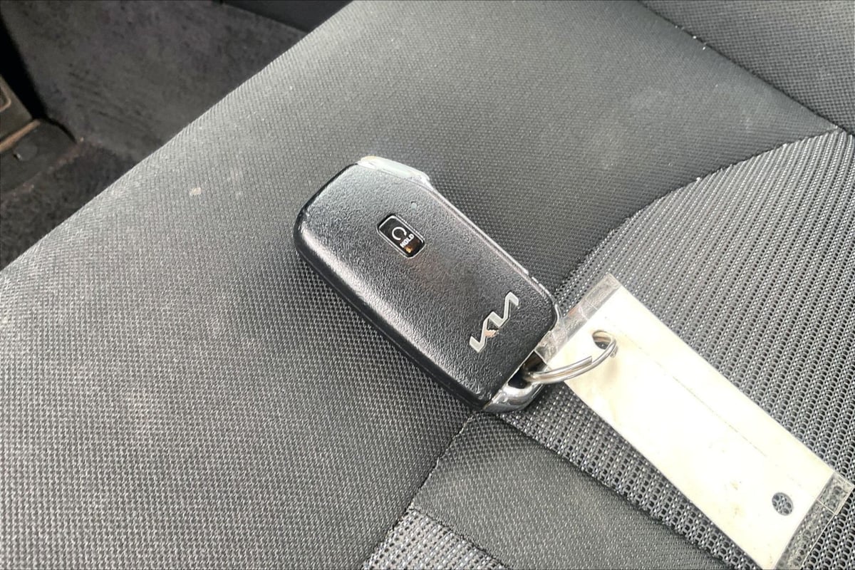 Kia K5 photo 11
