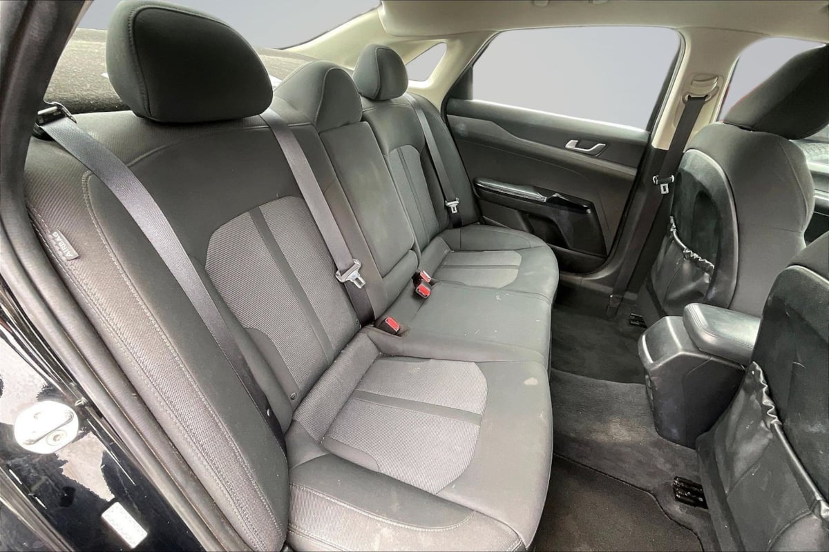 Kia K5 photo 27