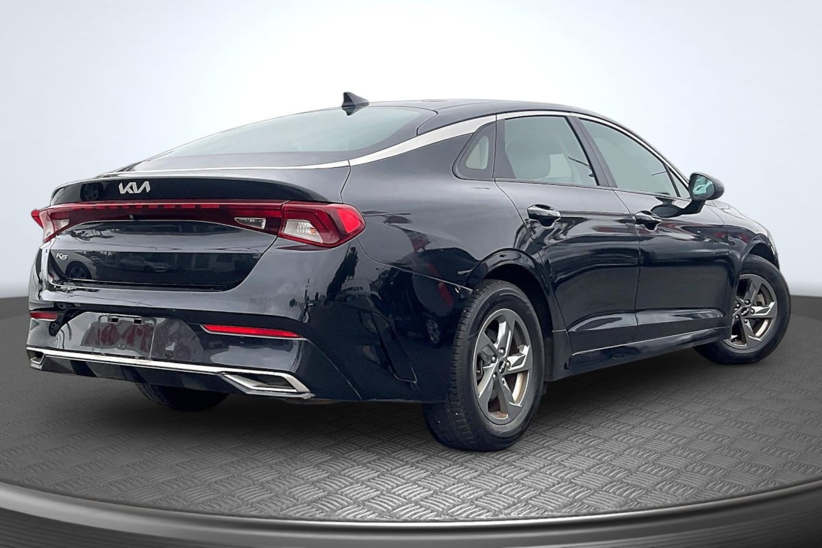 Kia K5 photo 13