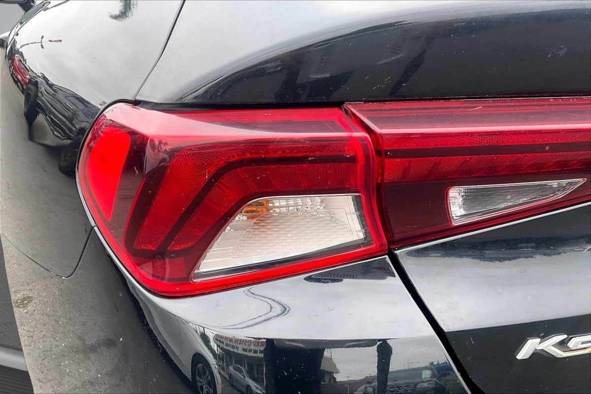 Kia K5 photo 30