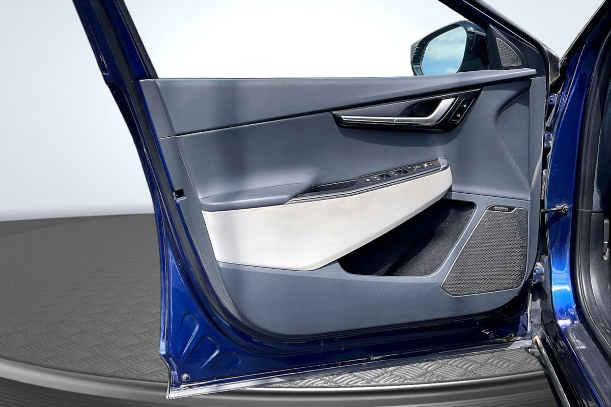 Kia EV6 photo 22