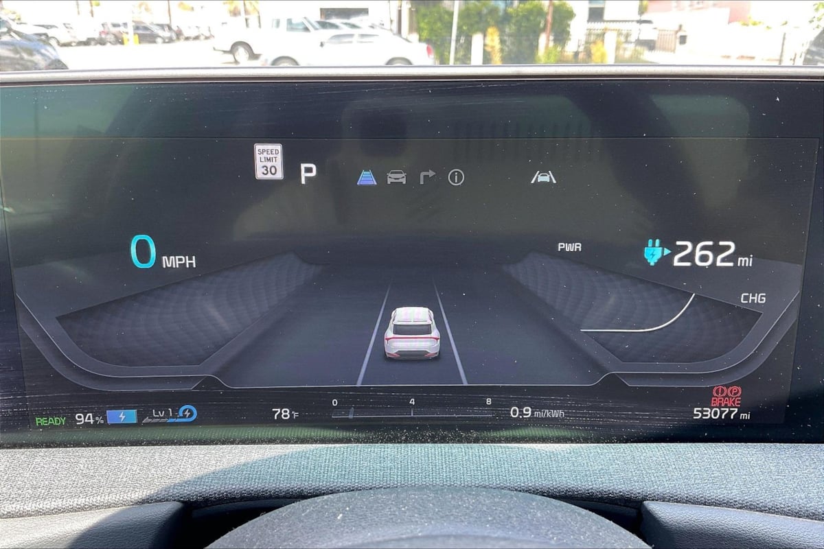 Kia EV6 photo 19