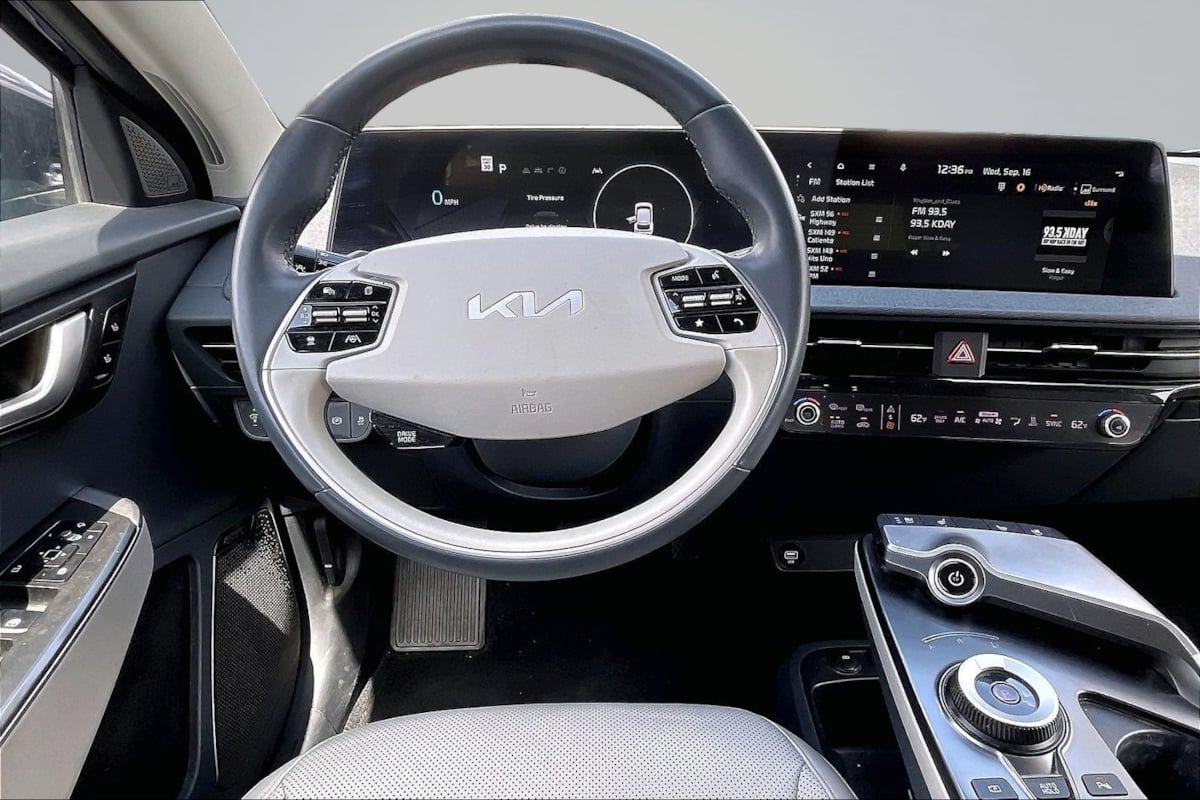 Kia EV6 photo 5