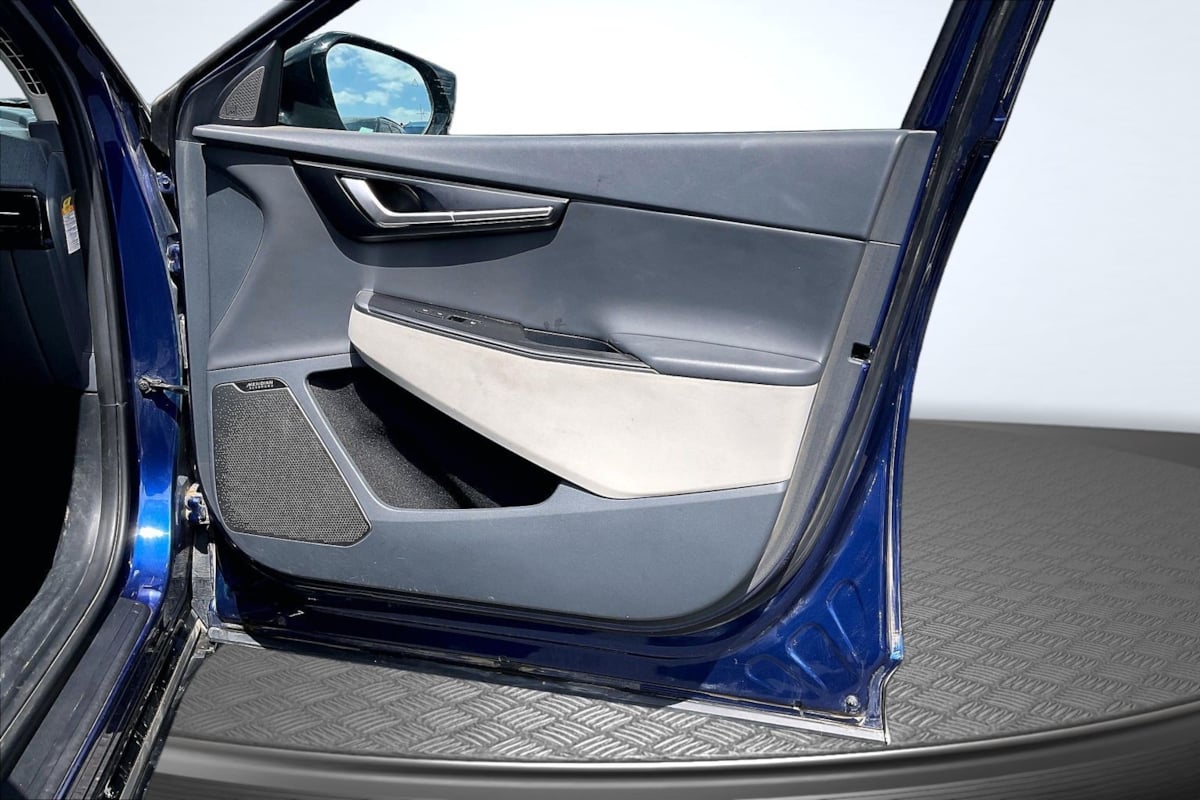 Kia EV6 photo 23