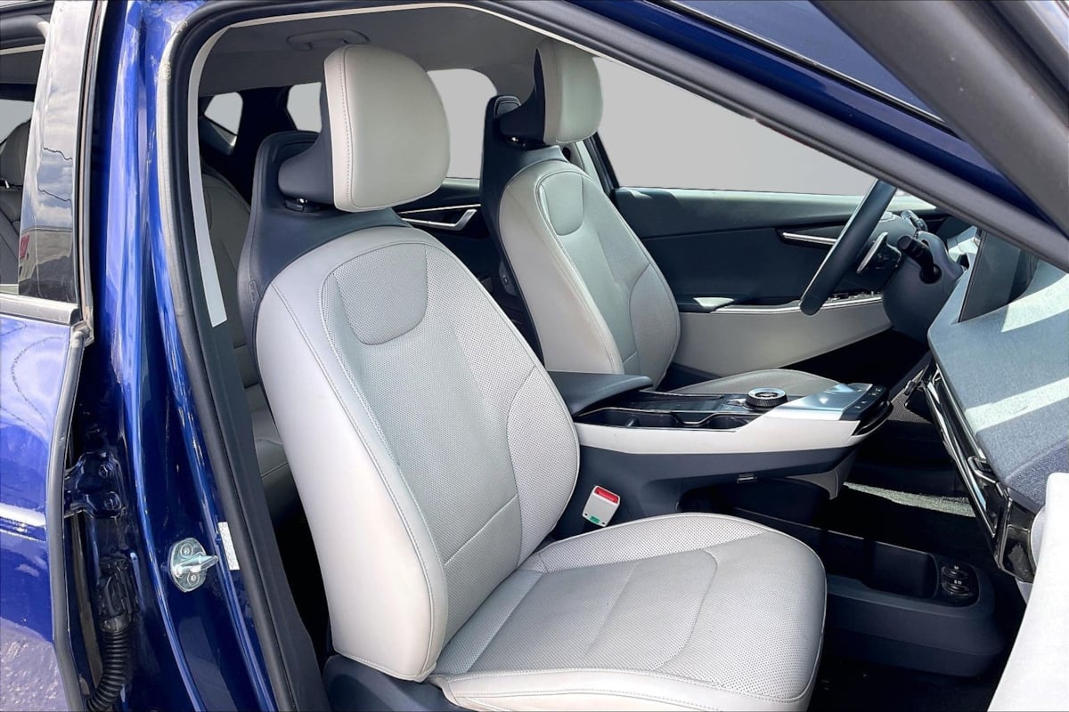 Kia EV6 photo 7