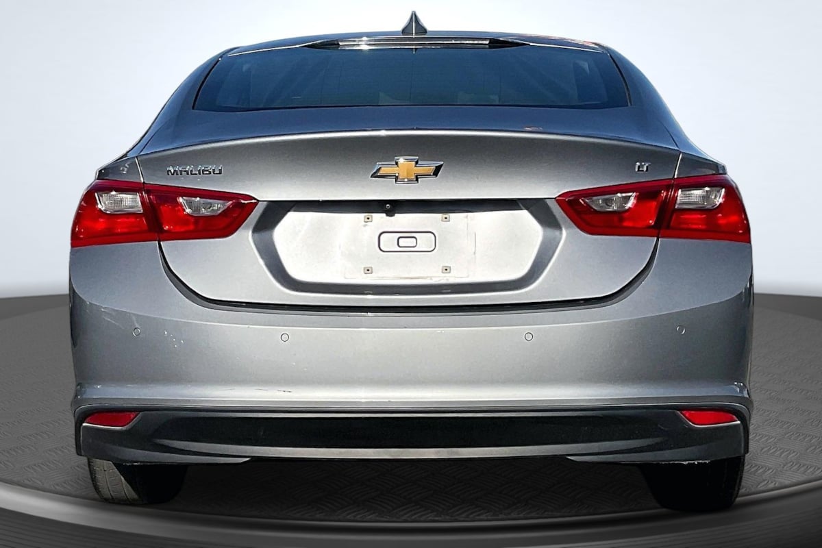 Chevrolet Malibu photo 4