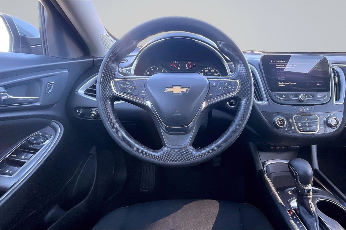 Chevrolet Malibu photo 5