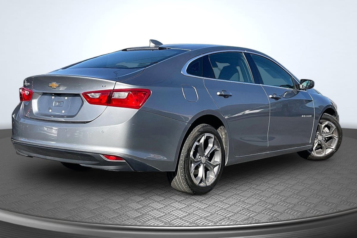 Chevrolet Malibu photo 13