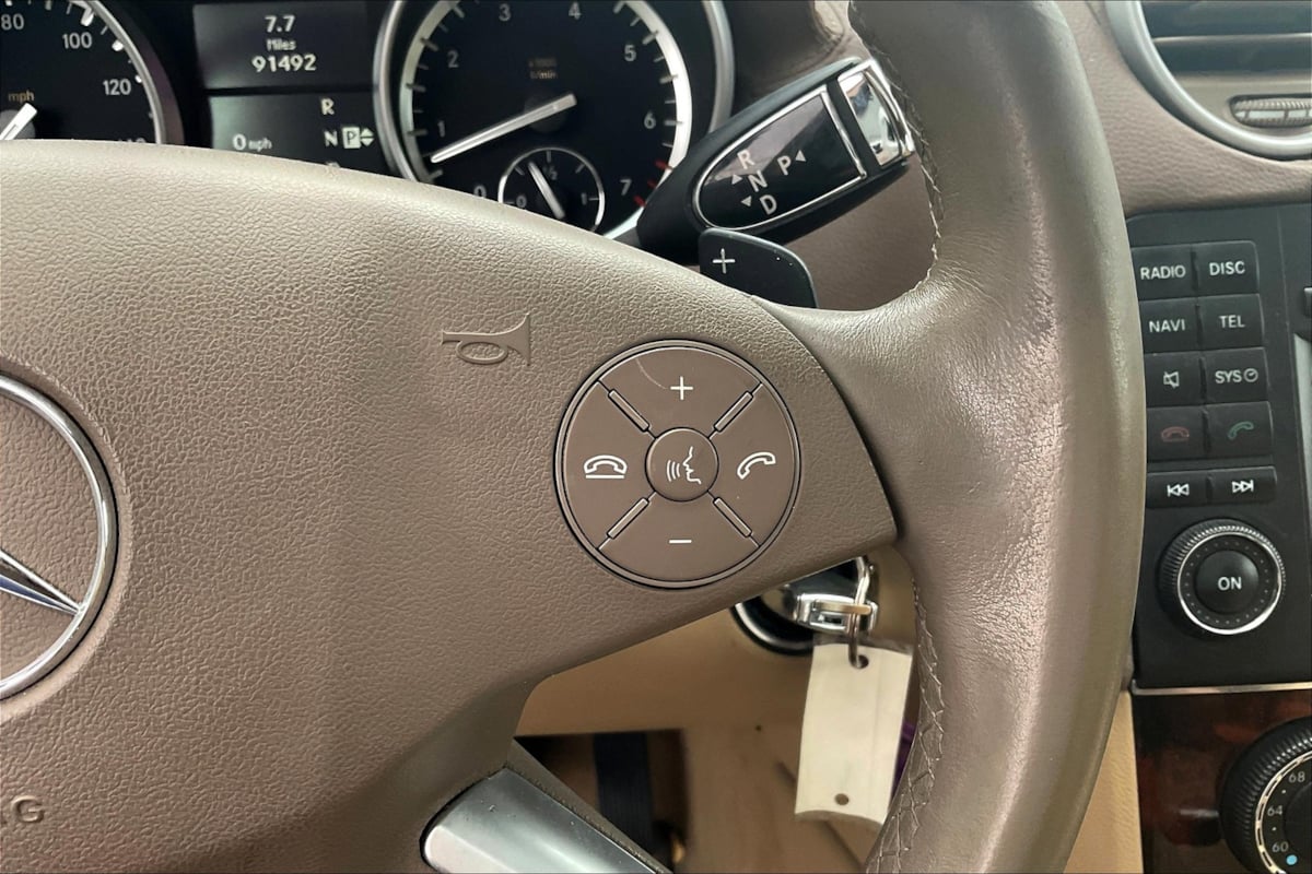 Mercedes-Benz GL 450 photo 19