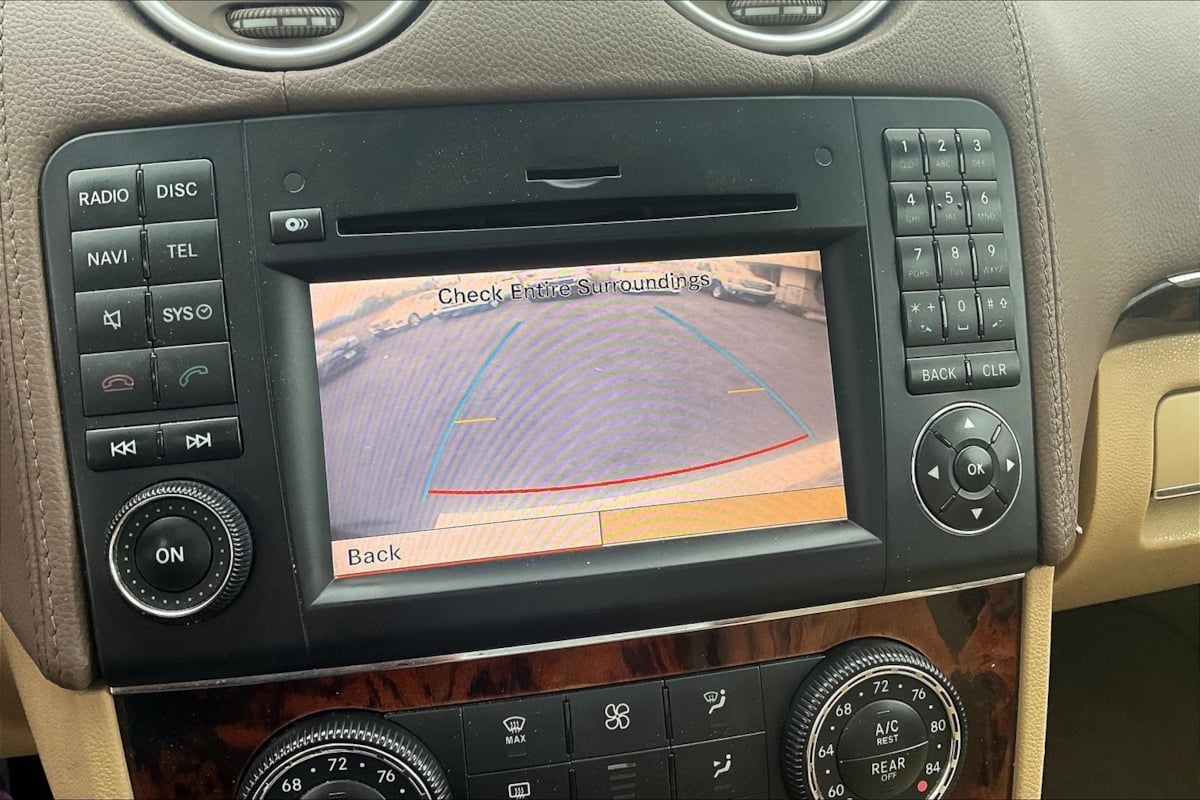 Mercedes-Benz GL 450 photo 21