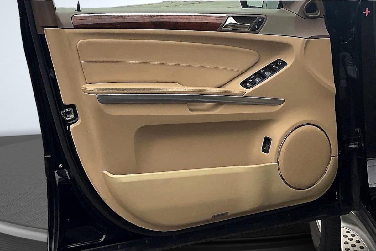 Mercedes-Benz GL 450 photo 23