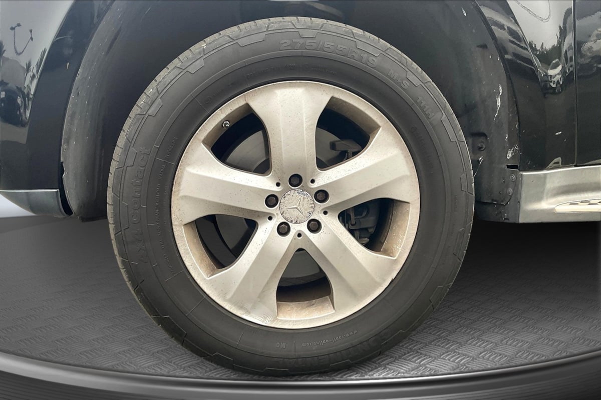 Mercedes-Benz GL 450 photo 9