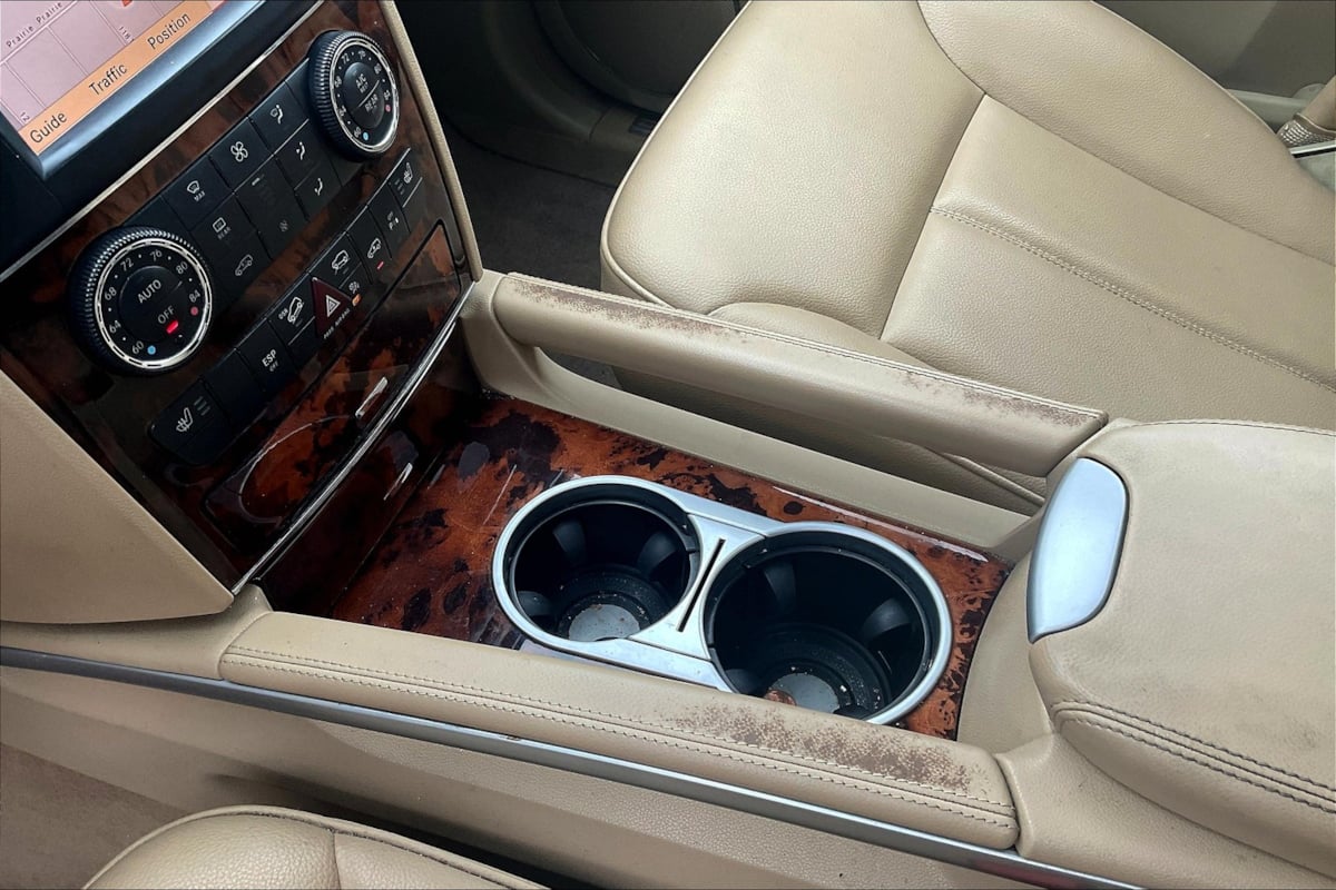 Mercedes-Benz GL 450 photo 15
