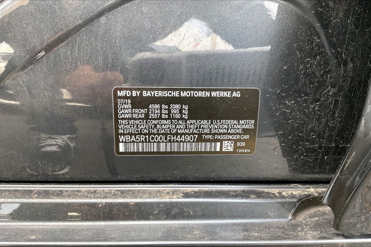 BMW 3 Series photo 33