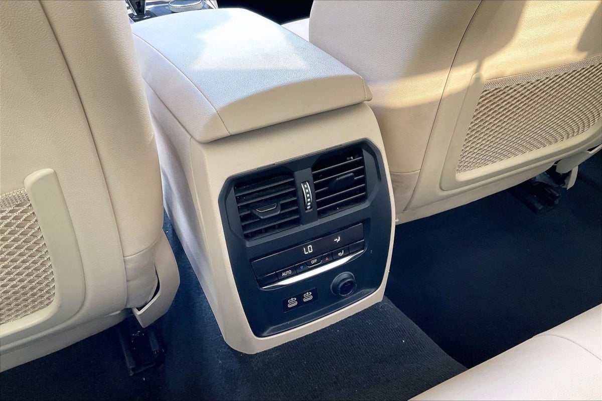 BMW 3 Series photo 31