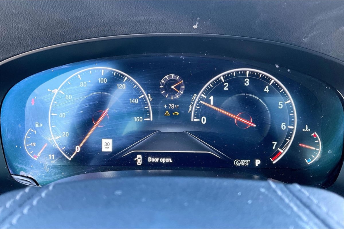 BMW 5 Series photo 20