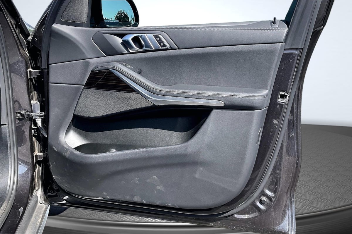 BMW X5 photo 24