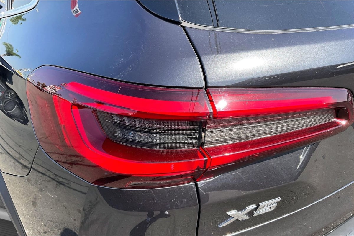 BMW X5 photo 30