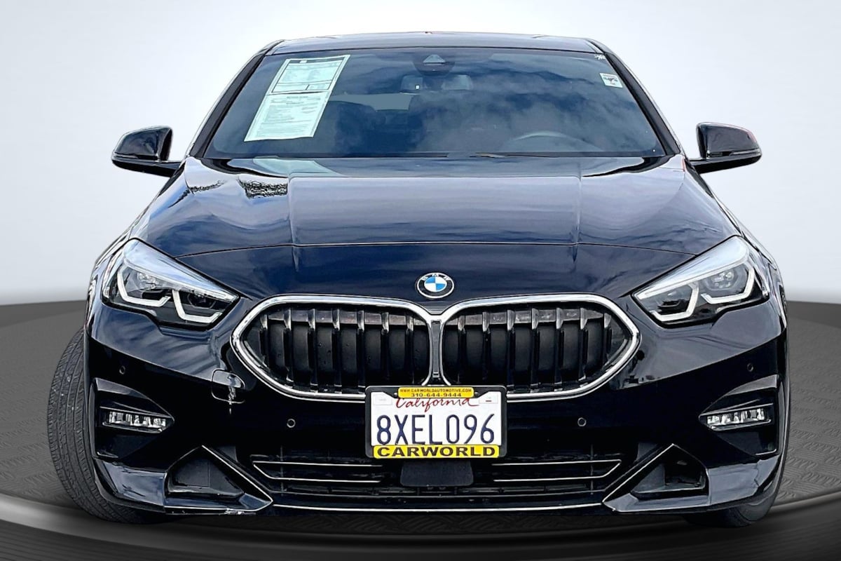 BMW 2 Series photo 3