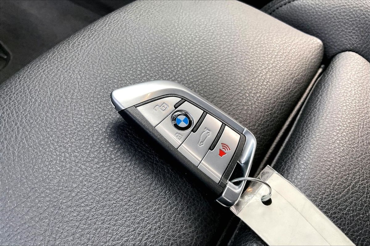 BMW 2 Series photo 11