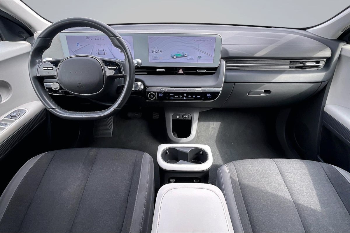 Hyundai Ioniq 5 photo 16