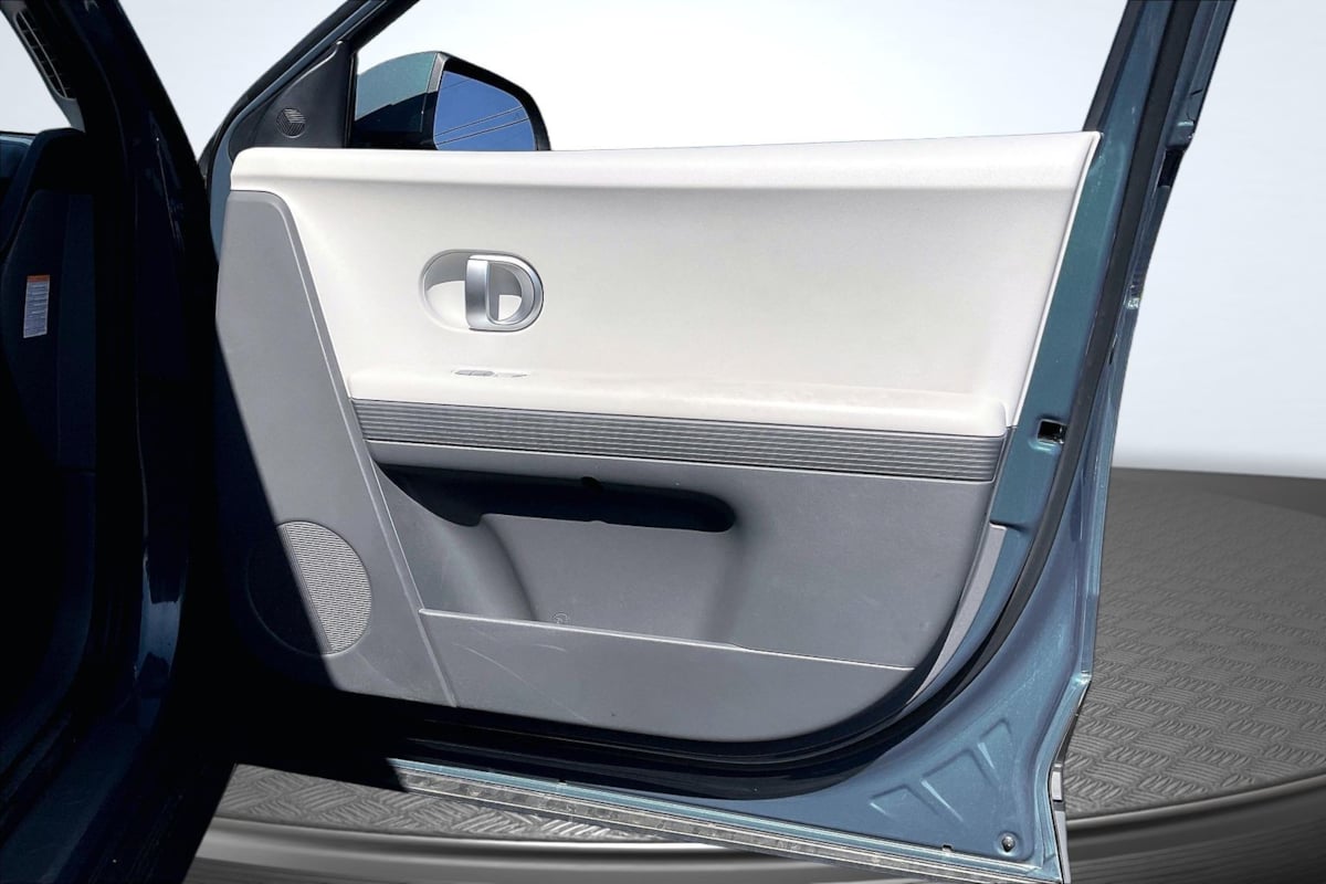 Hyundai Ioniq 5 photo 24