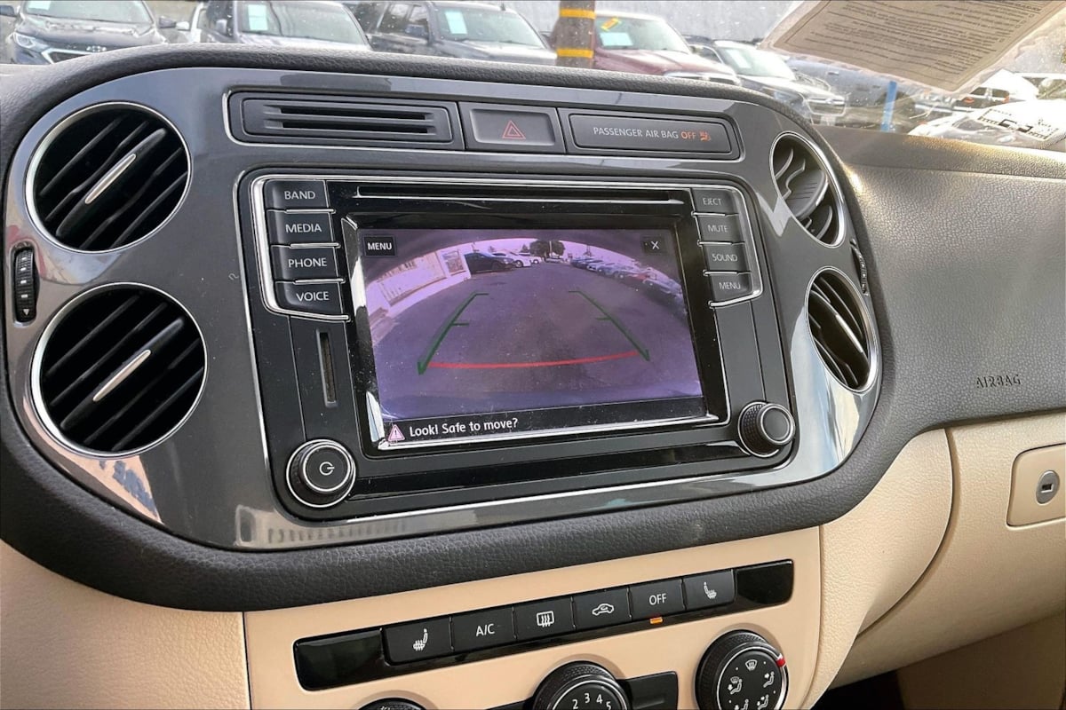 Volkswagen Tiguan photo 21