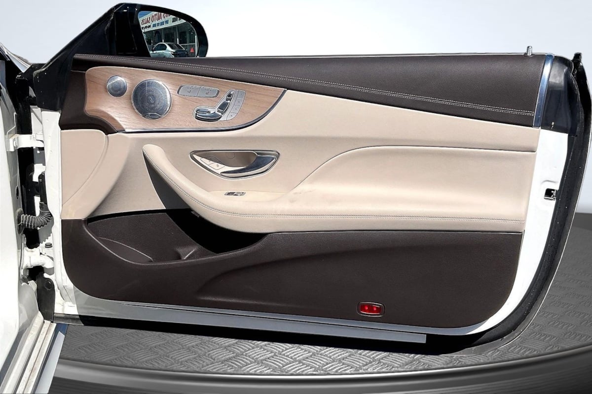 Mercedes-Benz E 450 photo 24