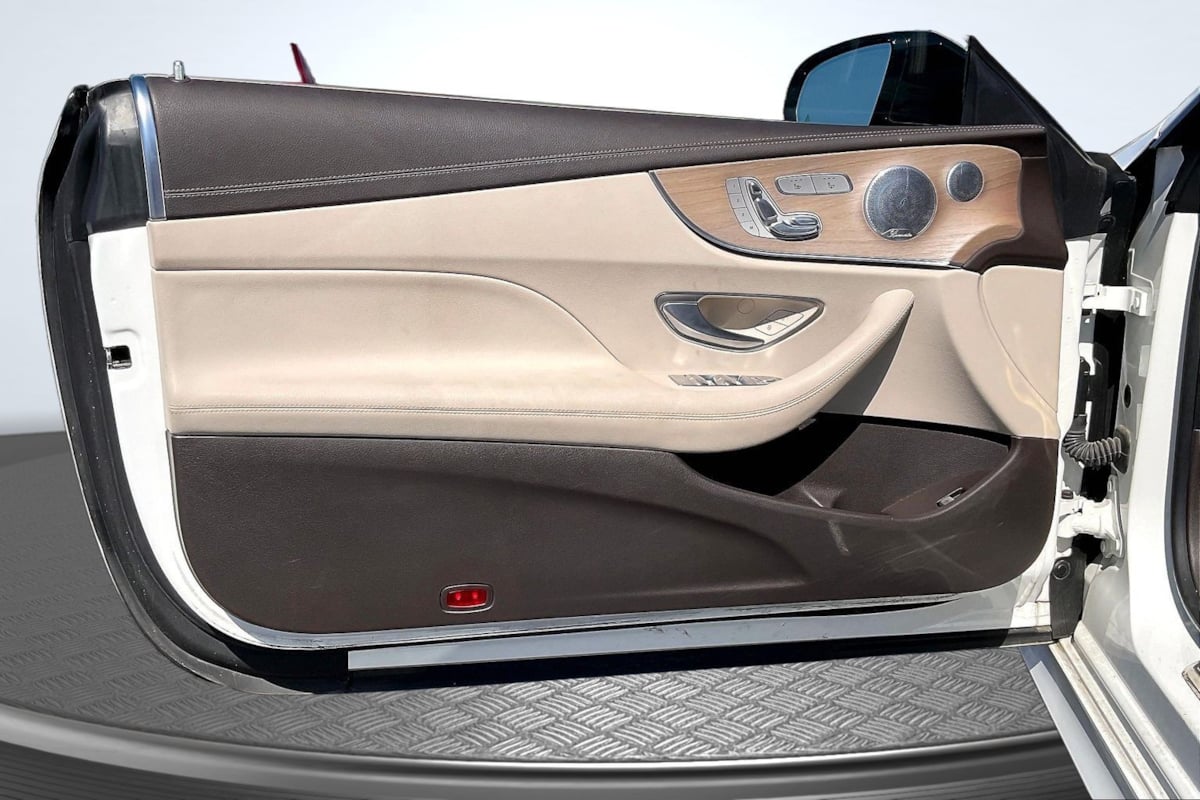 Mercedes-Benz E 450 photo 23