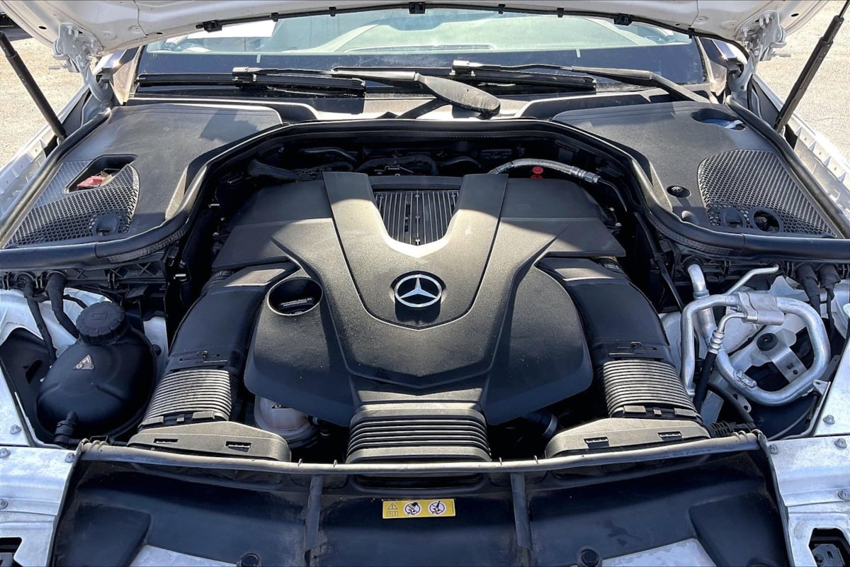 Mercedes-Benz E 450 photo 10