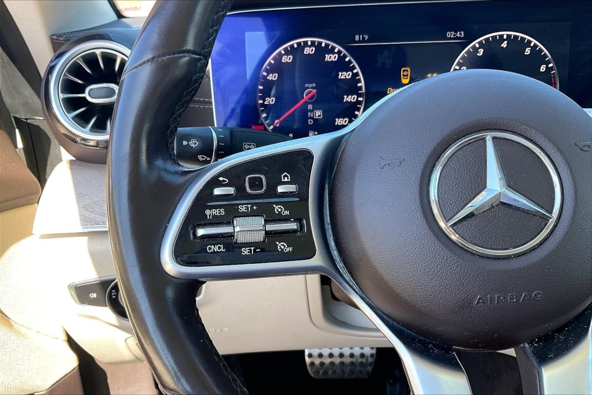 Mercedes-Benz E 450 photo 18