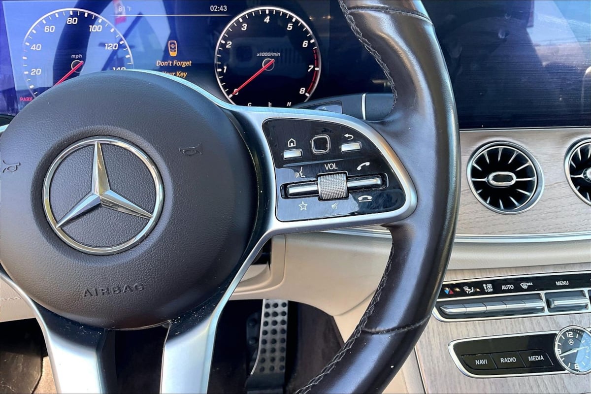 Mercedes-Benz E 450 photo 19