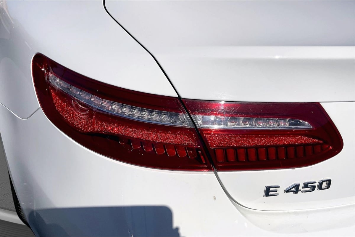 Mercedes-Benz E 450 photo 30