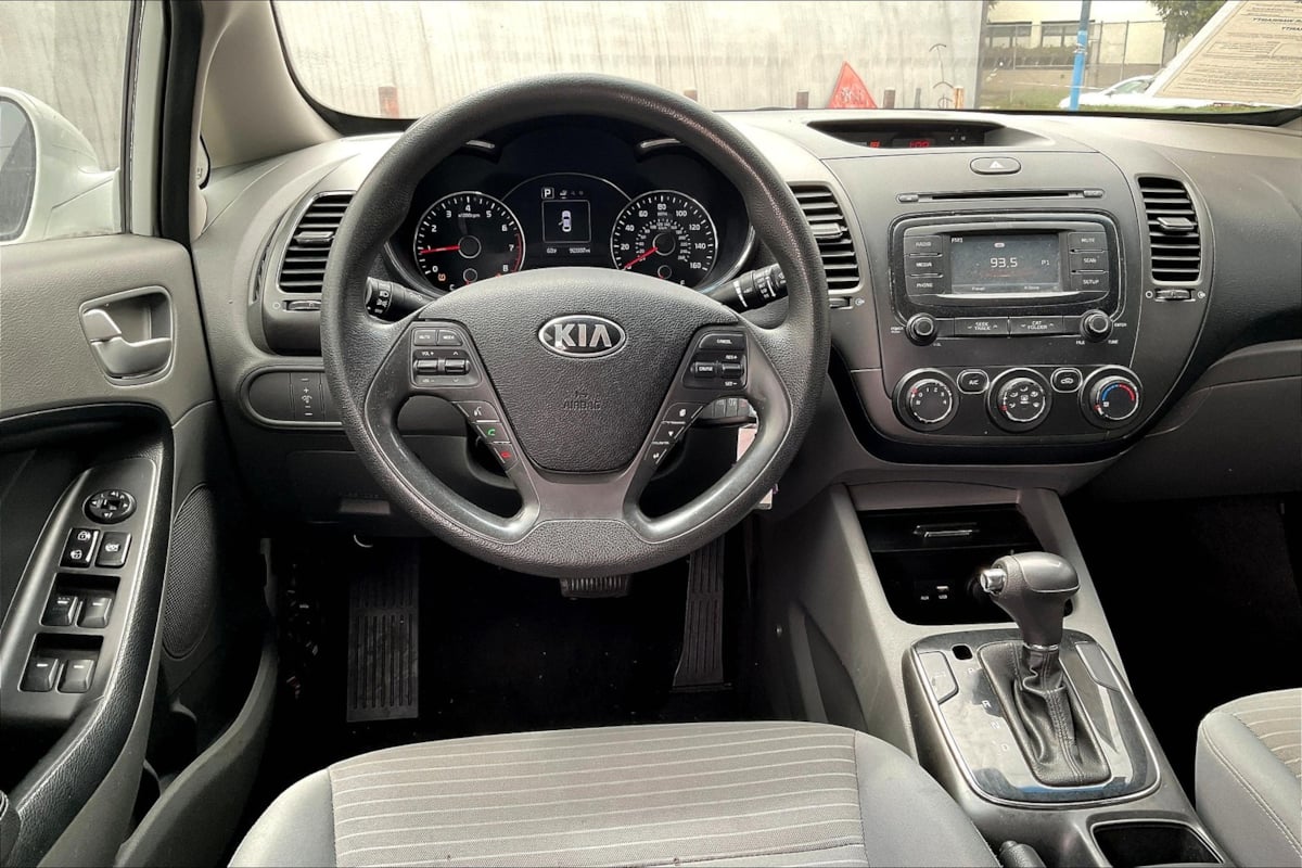 Kia Forte photo 5