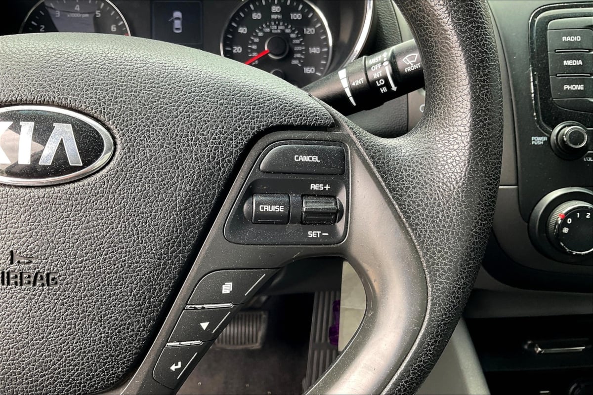 Kia Forte photo 17