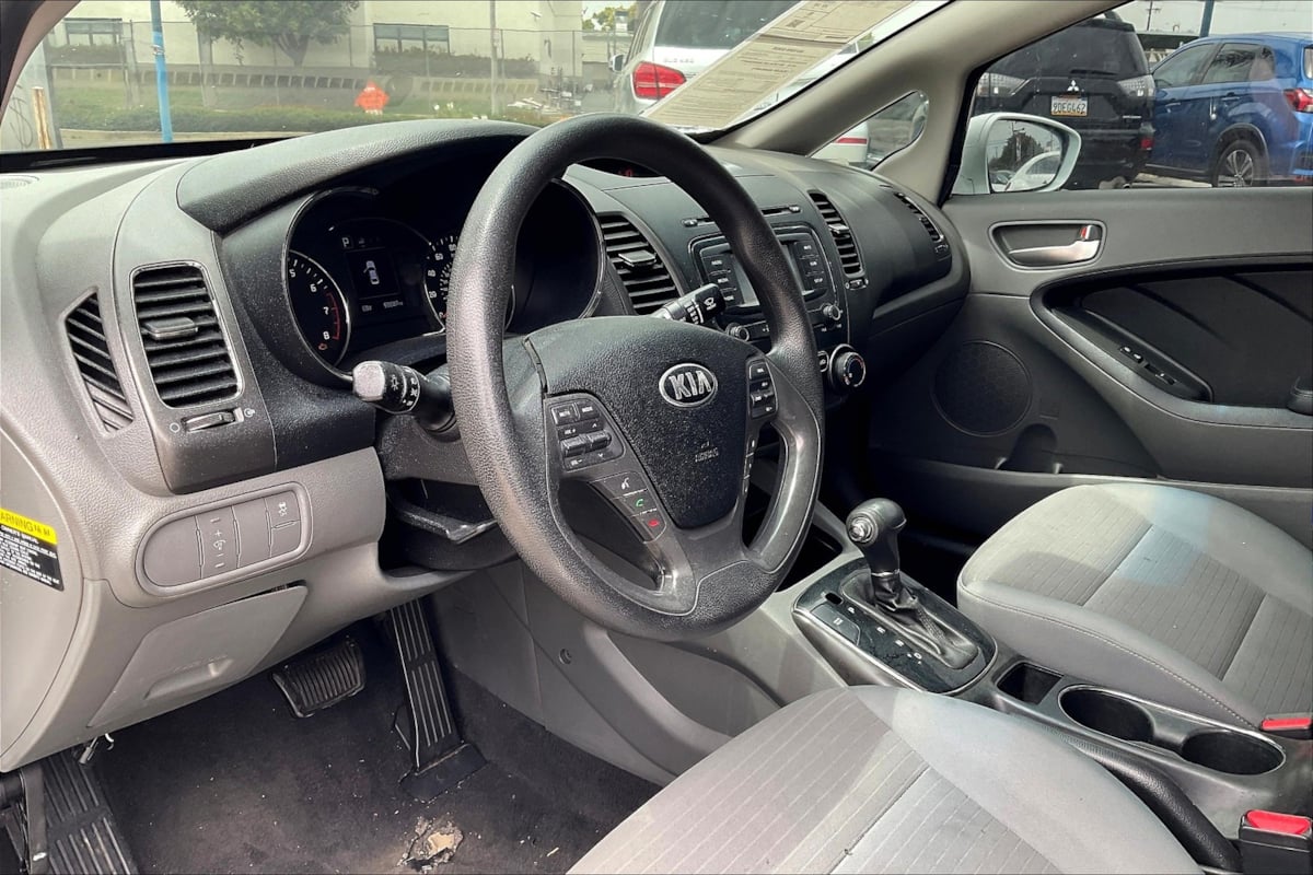 Kia Forte photo 12